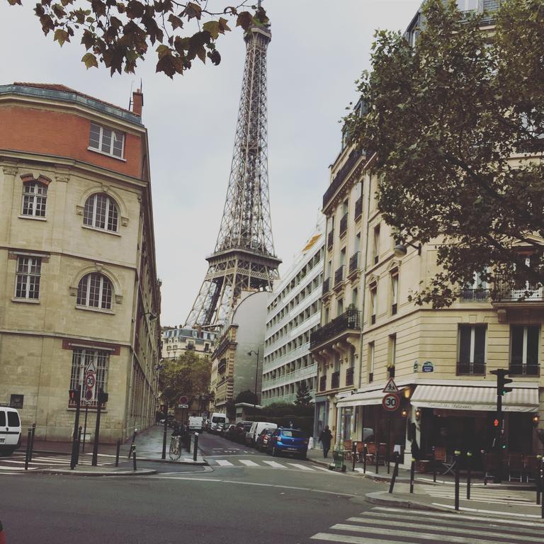 Апартаменти Eiffel Tower Champs De Mars Париж Екстер'єр фото